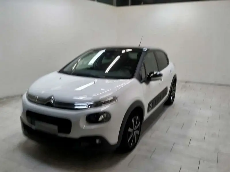 Photo 1 : Citroen C3 2018 Essence