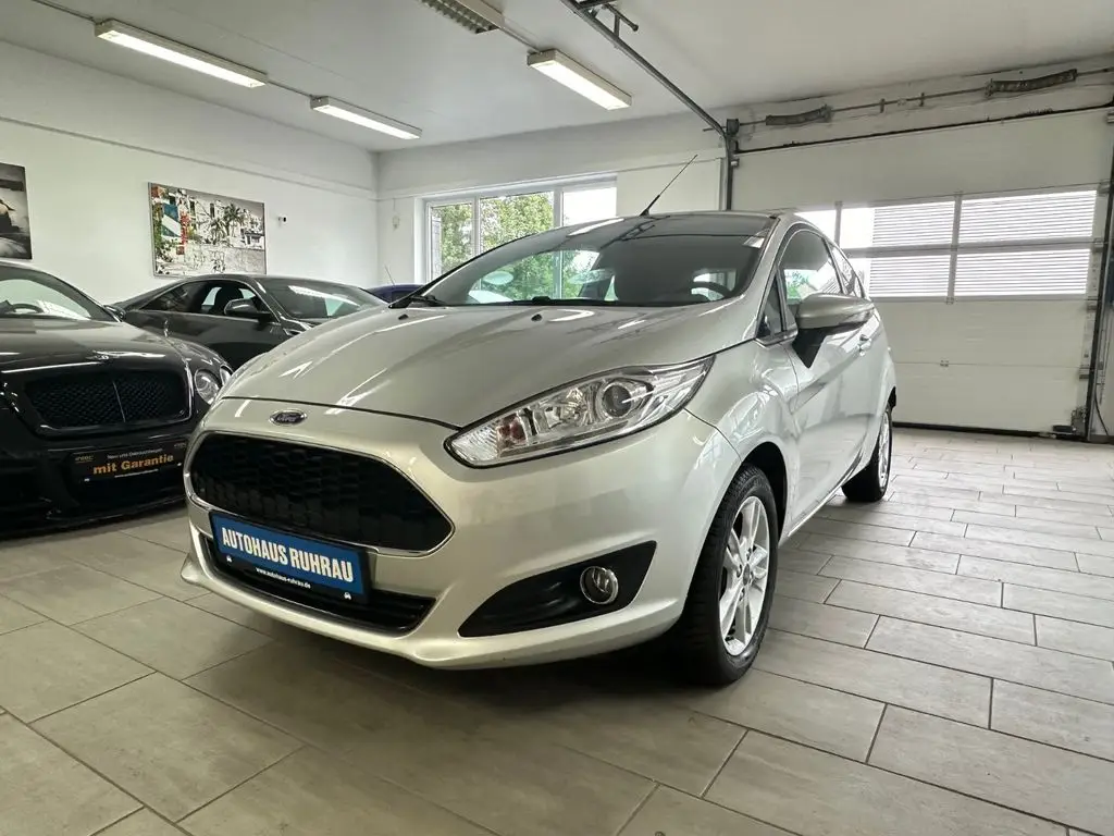 Photo 1 : Ford Fiesta 2017 Essence