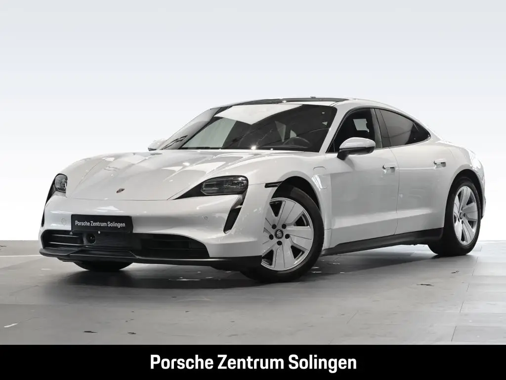 Photo 1 : Porsche Taycan 2023 Non renseigné