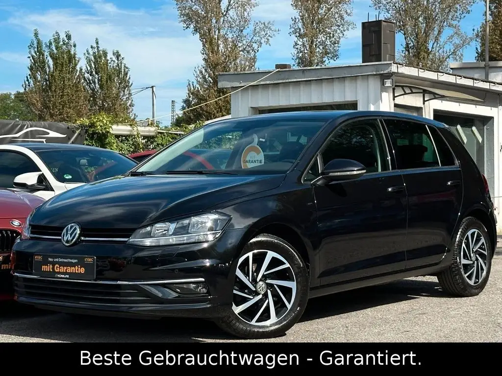 Photo 1 : Volkswagen Golf 2018 Essence