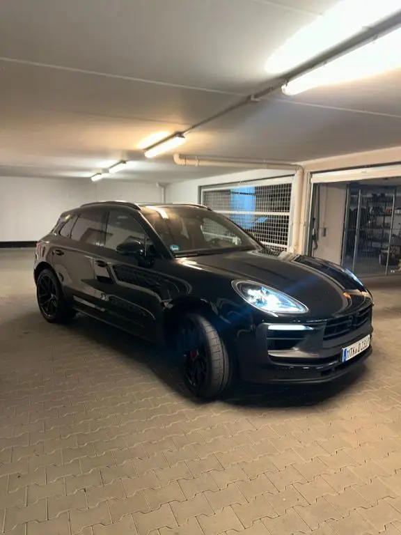 Photo 1 : Porsche Macan 2023 Petrol