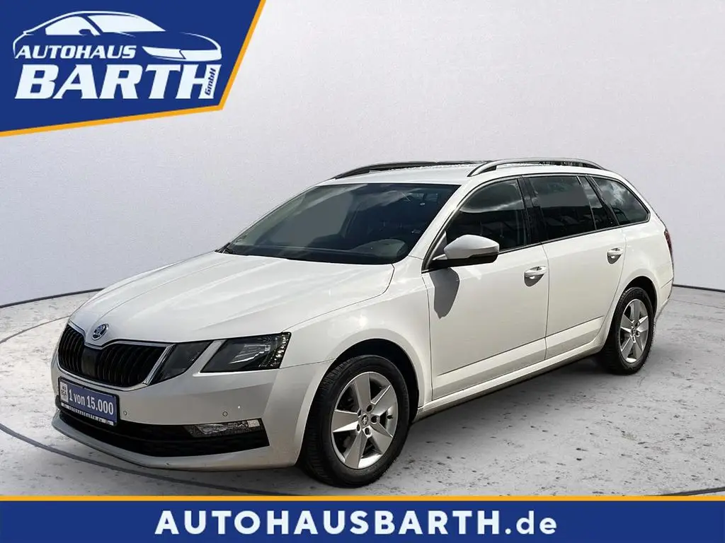 Photo 1 : Skoda Octavia 2019 Petrol