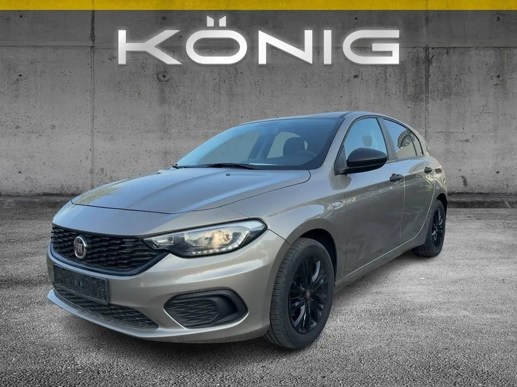 Photo 1 : Fiat Tipo 2020 Essence