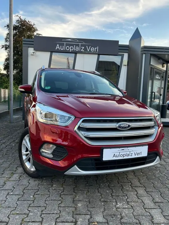 Photo 1 : Ford Kuga 2018 Essence