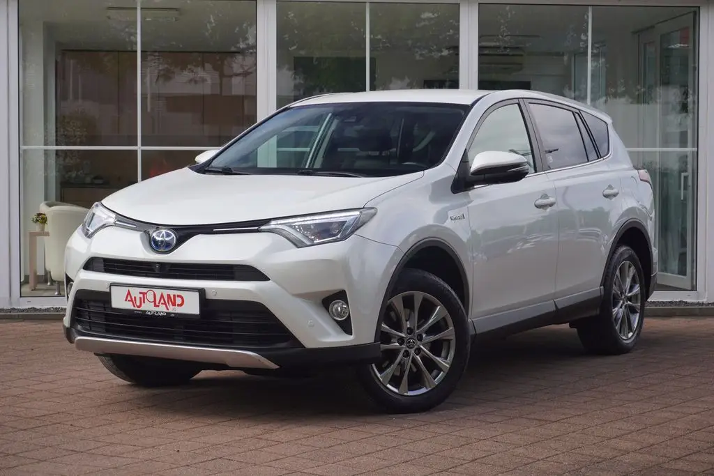 Photo 1 : Toyota Rav4 2016 Hybride