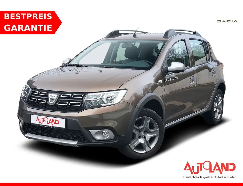 Photo 1 : Dacia Sandero 2019 Petrol