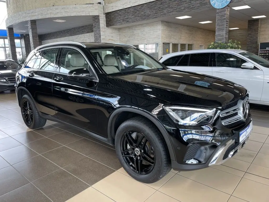 Photo 1 : Mercedes-benz Classe Glc 2021 Petrol