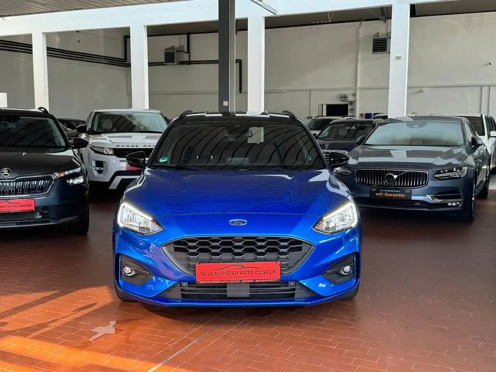 Photo 1 : Ford Focus 2019 Petrol