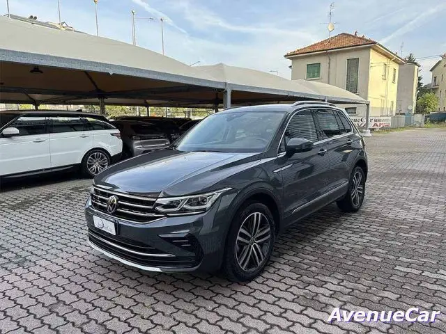 Photo 1 : Volkswagen Tiguan 2021 Diesel