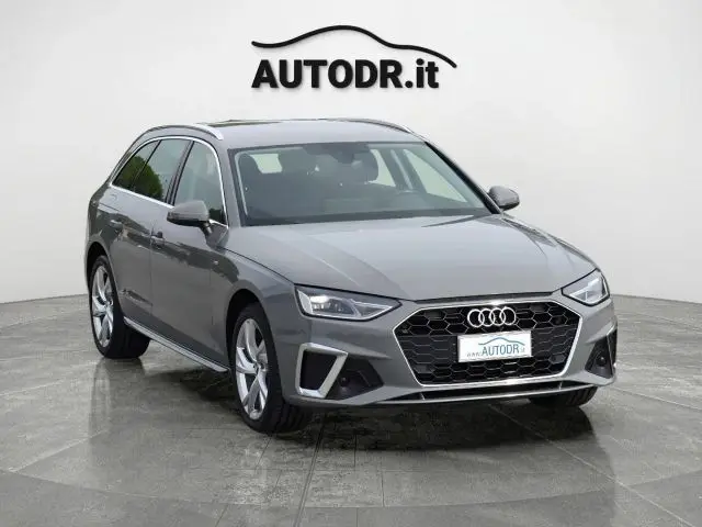 Photo 1 : Audi A4 2020 Autres