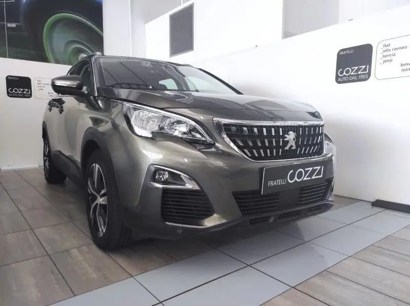 Photo 1 : Peugeot 3008 2019 Diesel