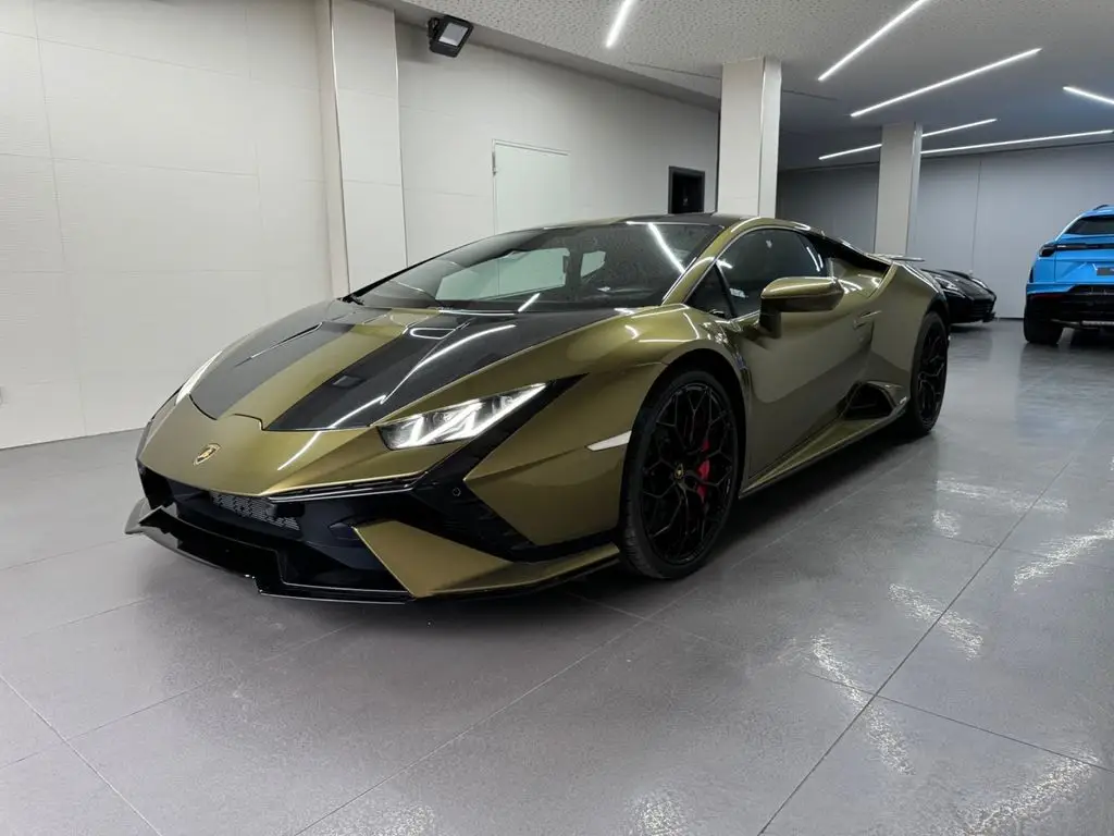 Photo 1 : Lamborghini Huracan 2024 Petrol