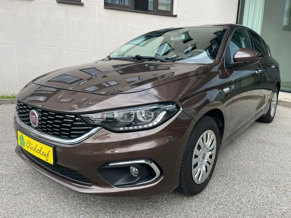 Photo 1 : Fiat Tipo 2016 Petrol