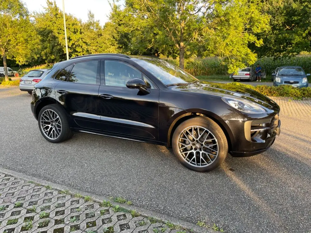 Photo 1 : Porsche Macan 2020 Essence