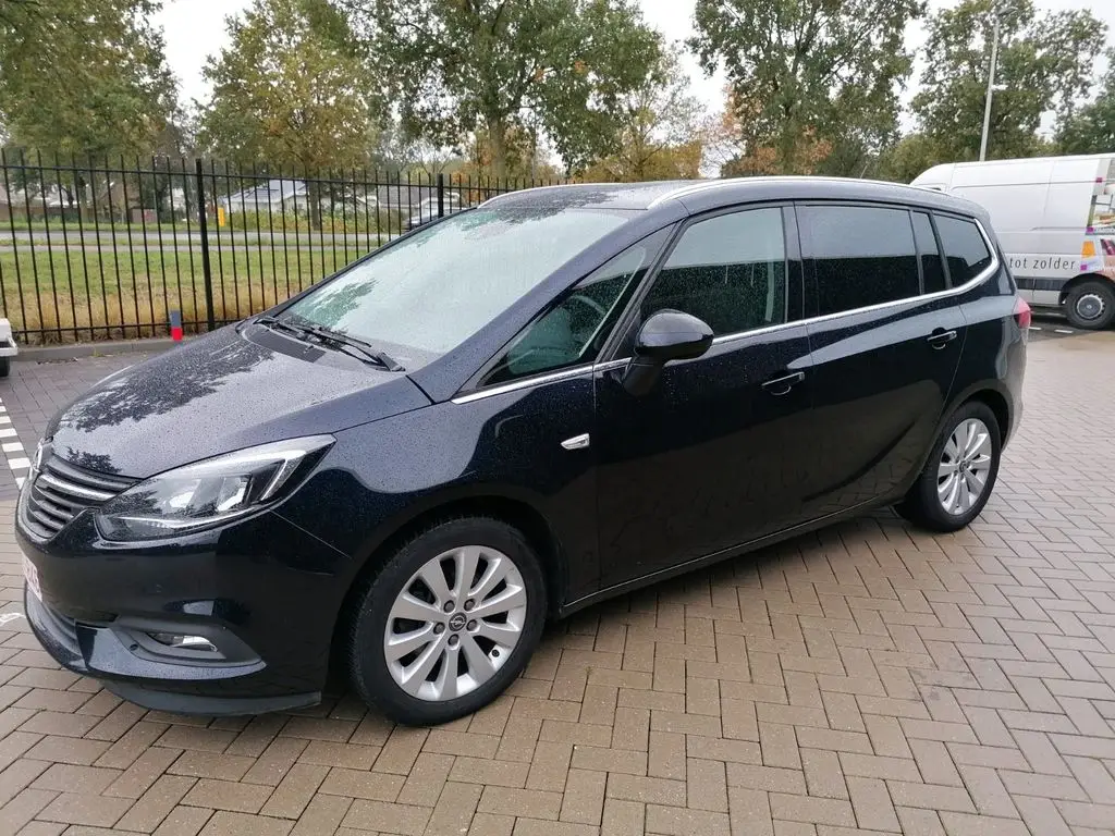 Photo 1 : Opel Zafira 2019 Diesel