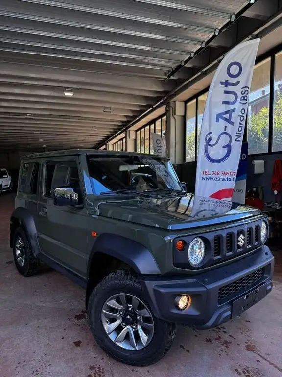 Photo 1 : Suzuki Jimny 2019 Petrol