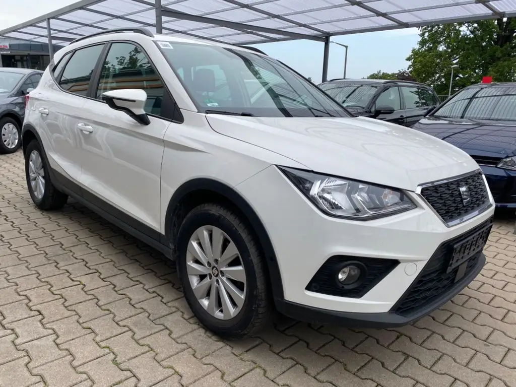 Photo 1 : Seat Arona 2020 Diesel