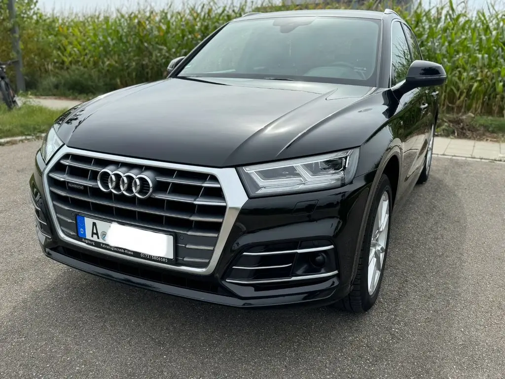 Photo 1 : Audi Q5 2018 Diesel