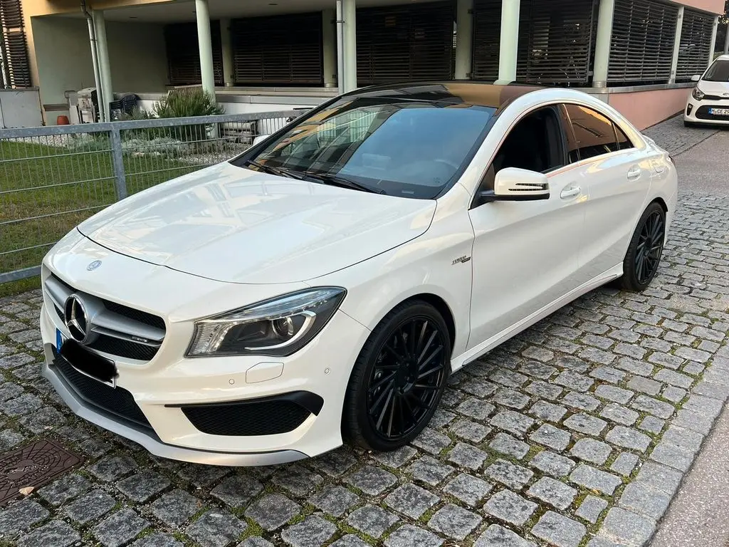 Photo 1 : Mercedes-benz Classe Cla 2016 Essence