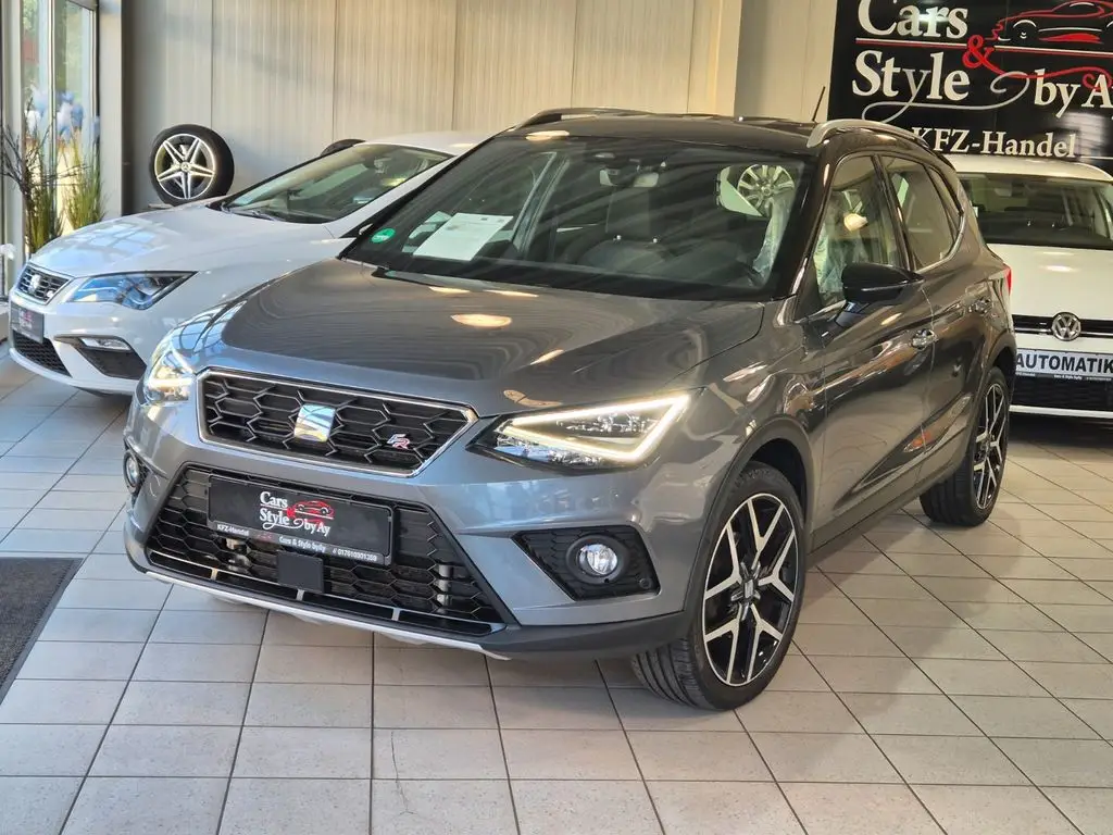 Photo 1 : Seat Arona 2018 Essence