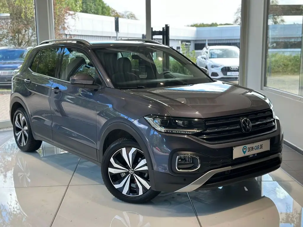 Photo 1 : Volkswagen T-cross 2022 Essence