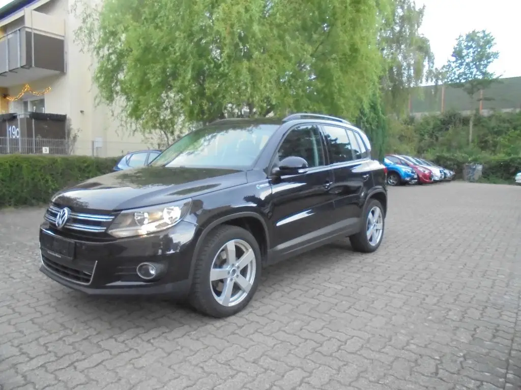 Photo 1 : Volkswagen Tiguan 2017 Petrol