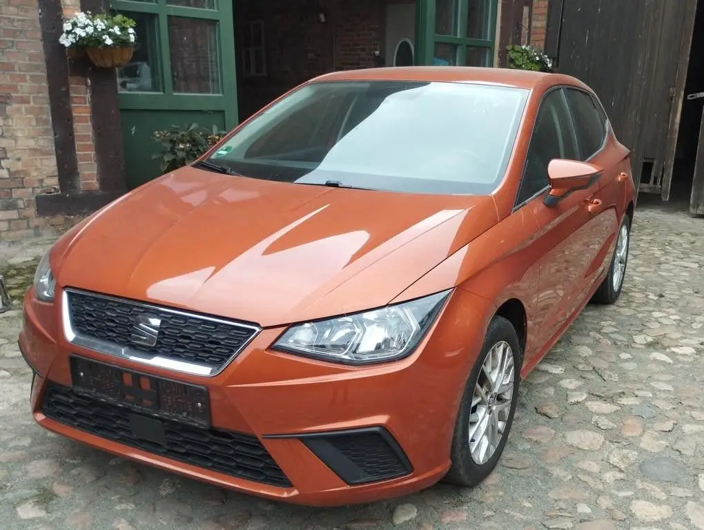 Photo 1 : Seat Ibiza 2019 Essence