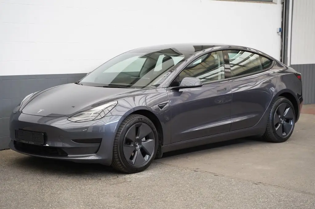 Photo 1 : Tesla Model 3 2021 Non renseigné