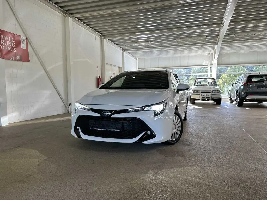 Photo 1 : Toyota Corolla 2020 Hybrid