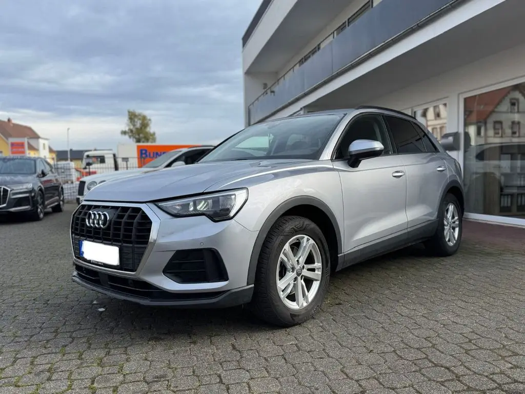 Photo 1 : Audi Q3 2019 Diesel