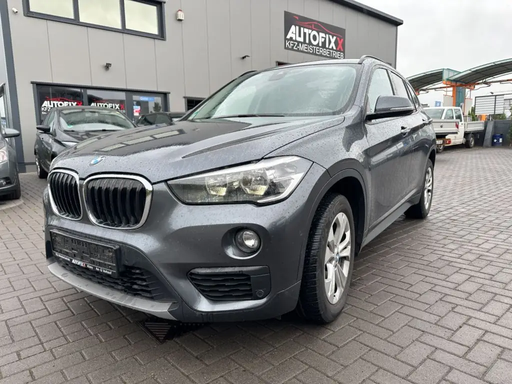 Photo 1 : Bmw X1 2017 Petrol