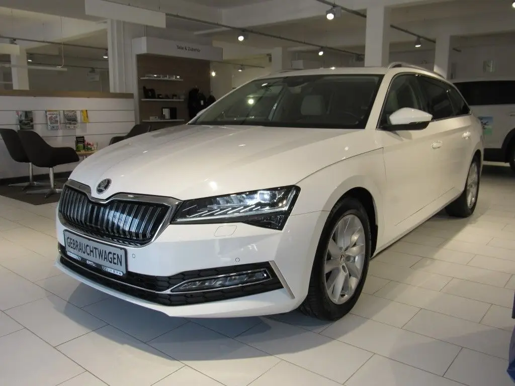 Photo 1 : Skoda Superb 2020 Hybrid