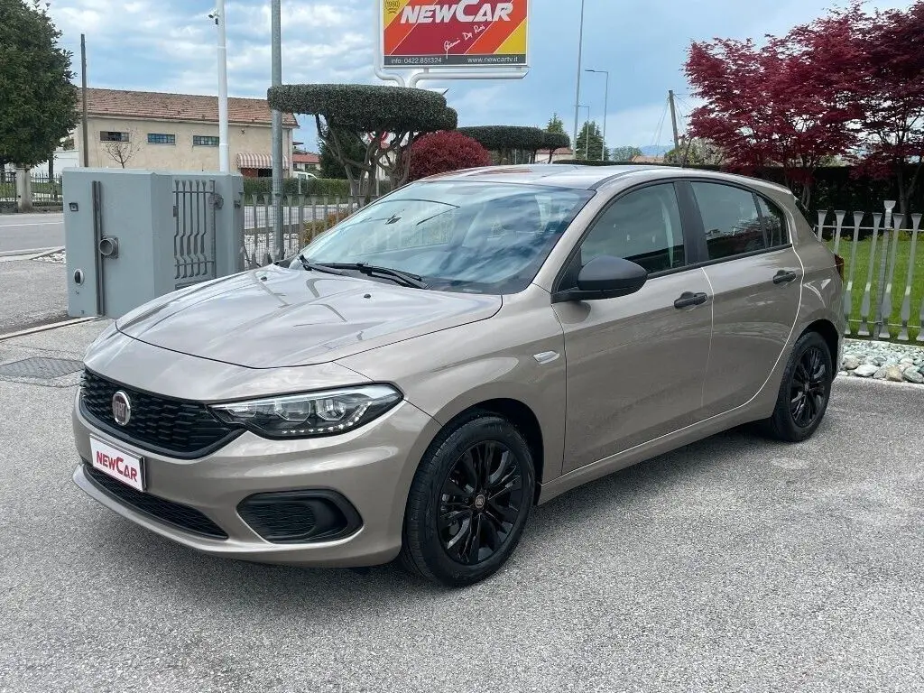 Photo 1 : Fiat Tipo 2019 Essence