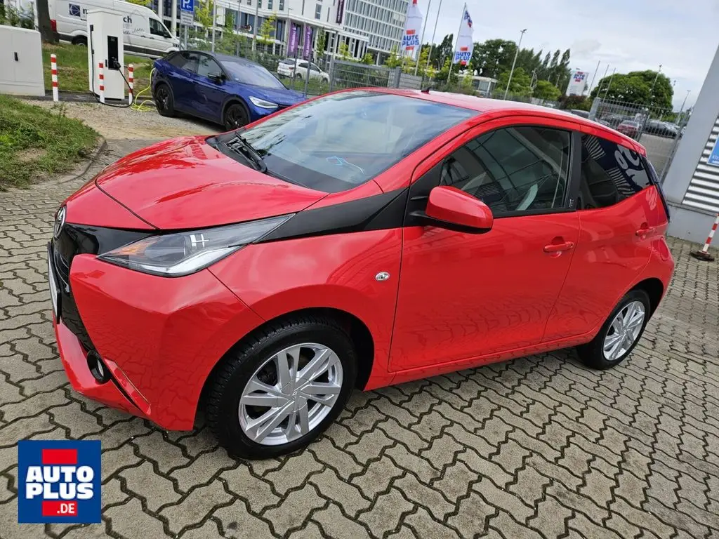 Photo 1 : Toyota Aygo X 2018 Essence