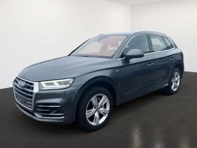 Photo 1 : Audi Q5 2020 Diesel