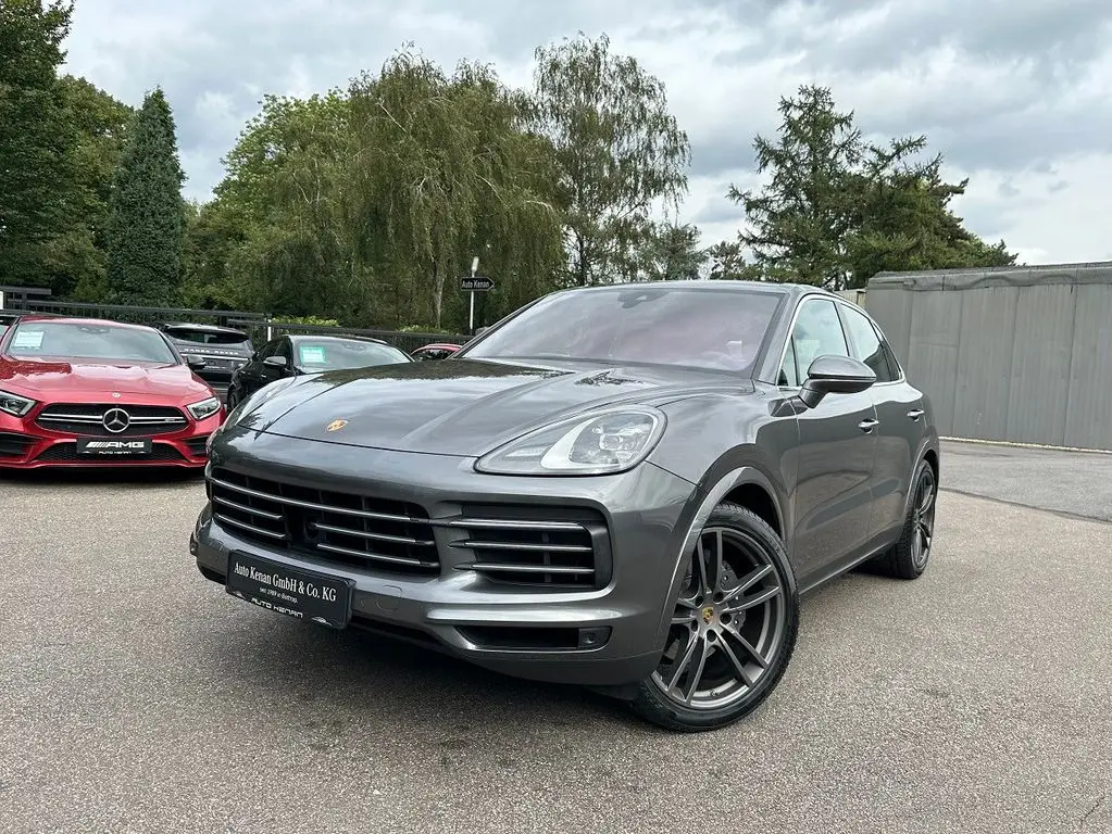 Photo 1 : Porsche Cayenne 2021 Essence