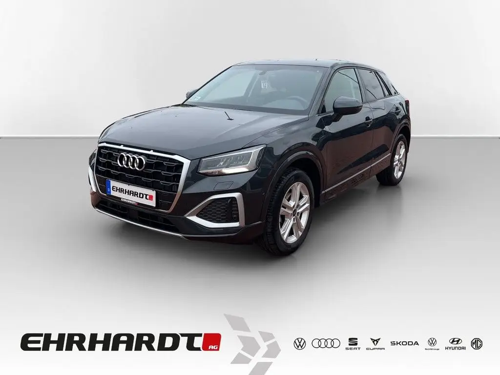 Photo 1 : Audi Q2 2023 Essence