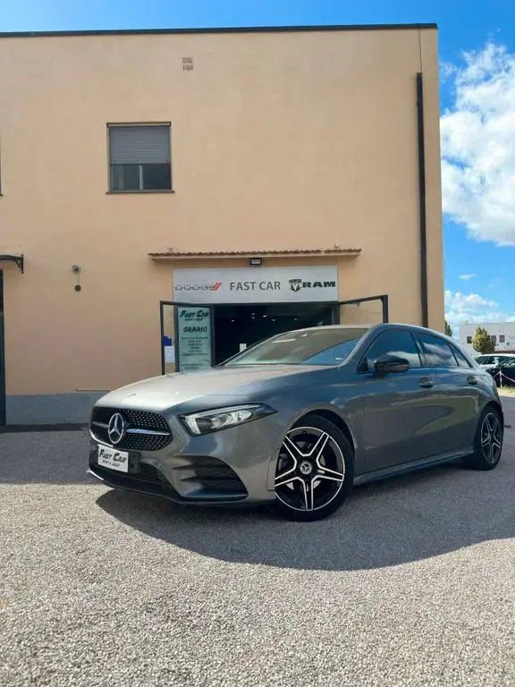 Photo 1 : Mercedes-benz Classe A 2020 Petrol