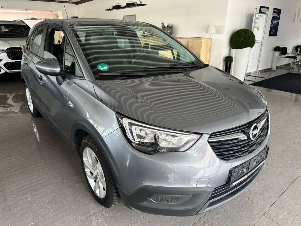 Photo 1 : Opel Crossland 2017 Essence