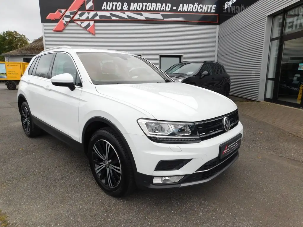 Photo 1 : Volkswagen Tiguan 2017 Petrol