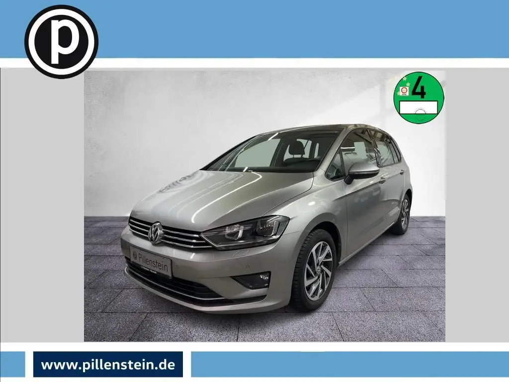 Photo 1 : Volkswagen Golf 2017 Petrol