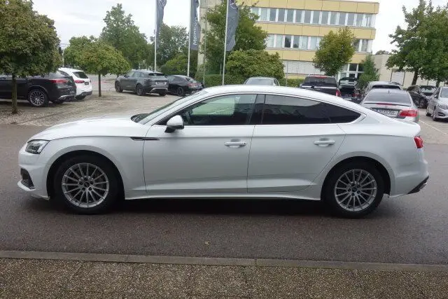 Photo 1 : Audi A5 2021 Diesel