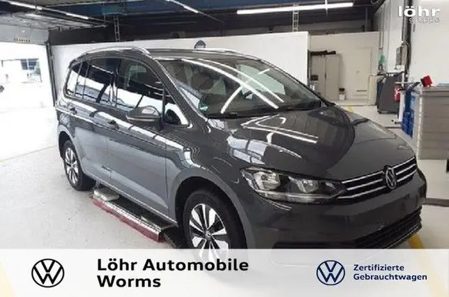 Photo 1 : Volkswagen Touran 2023 Petrol