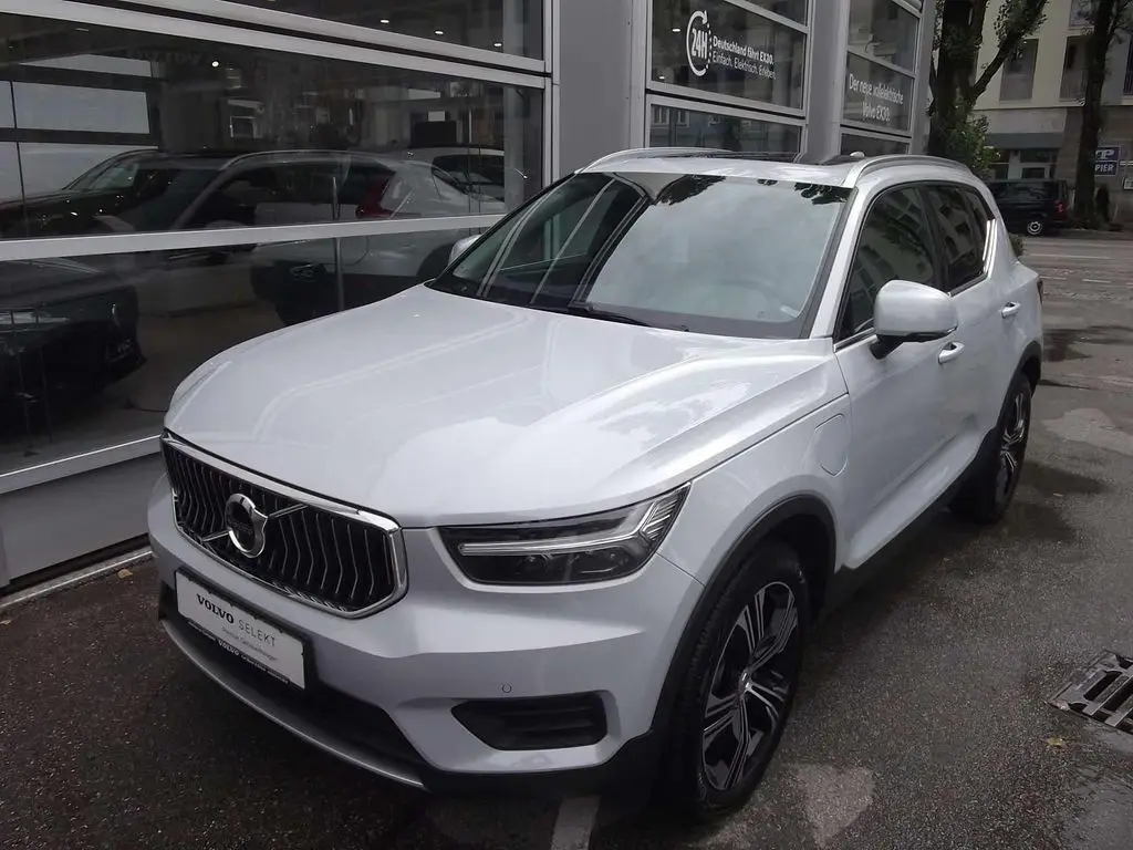 Photo 1 : Volvo Xc40 2021 Hybride