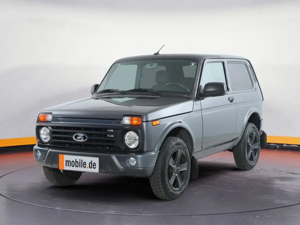 Photo 1 : Lada Niva 2022 Essence