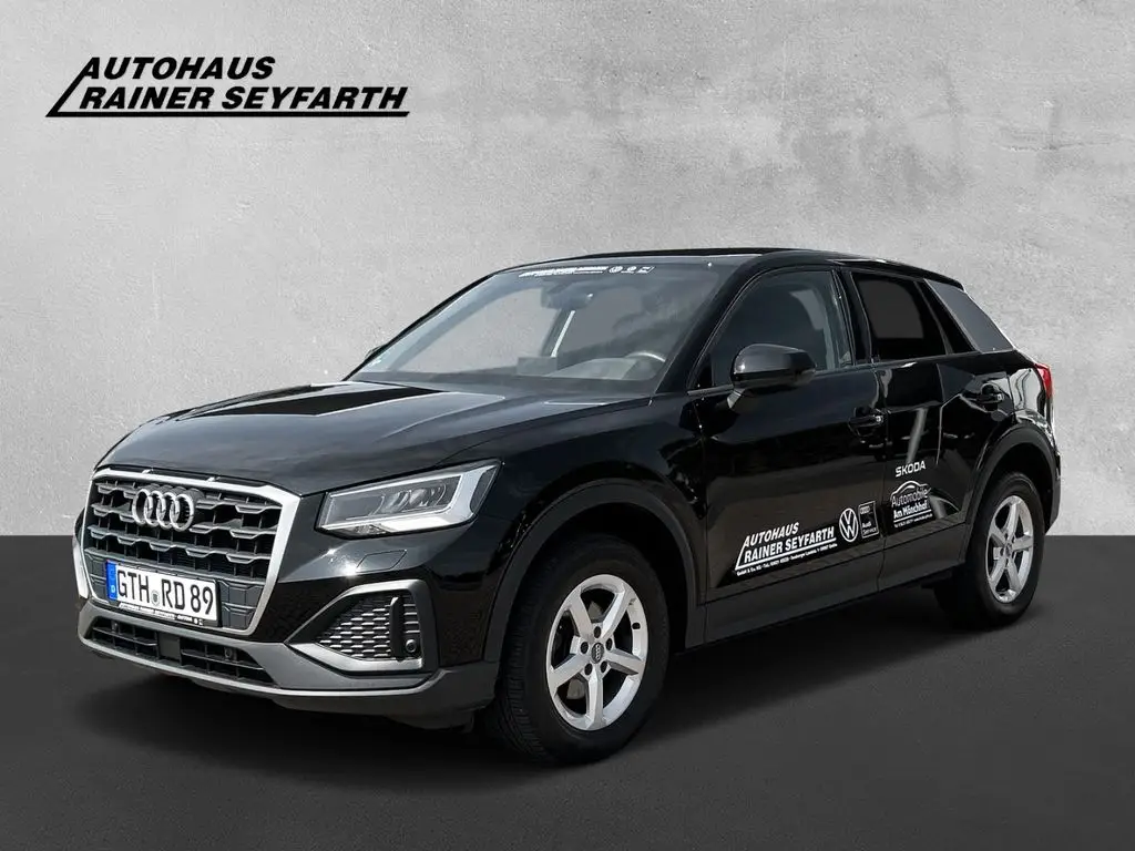 Photo 1 : Audi Q2 2022 Essence