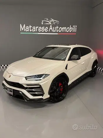 Photo 1 : Lamborghini Urus 2020 Petrol