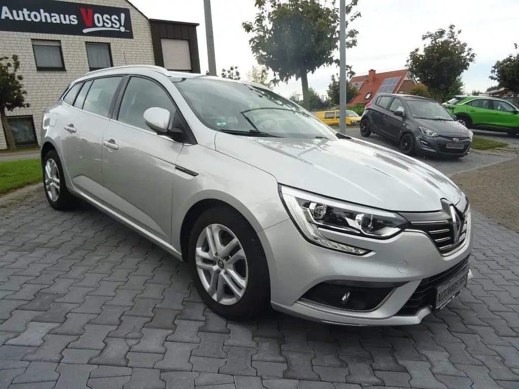 Photo 1 : Renault Megane 2018 Diesel