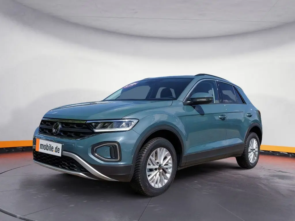 Photo 1 : Volkswagen T-roc 2023 Essence