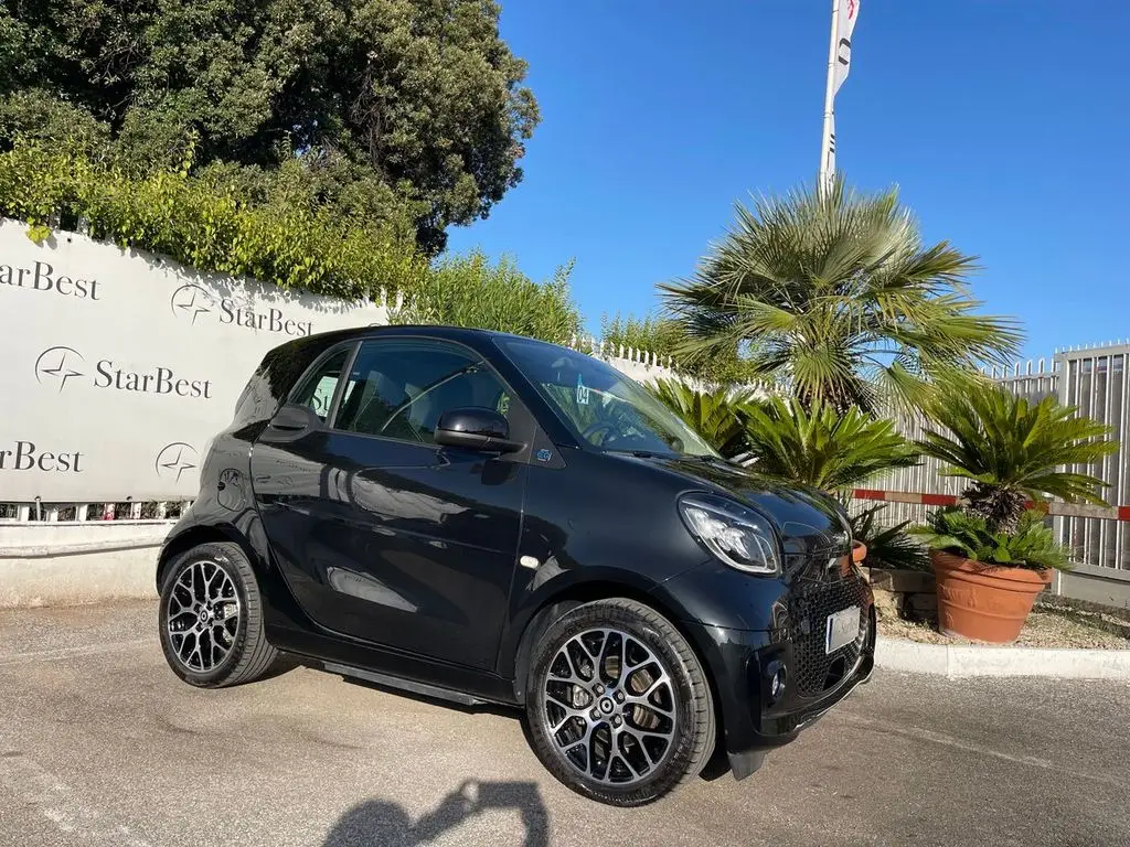 Photo 1 : Smart Fortwo 2021 Non renseigné